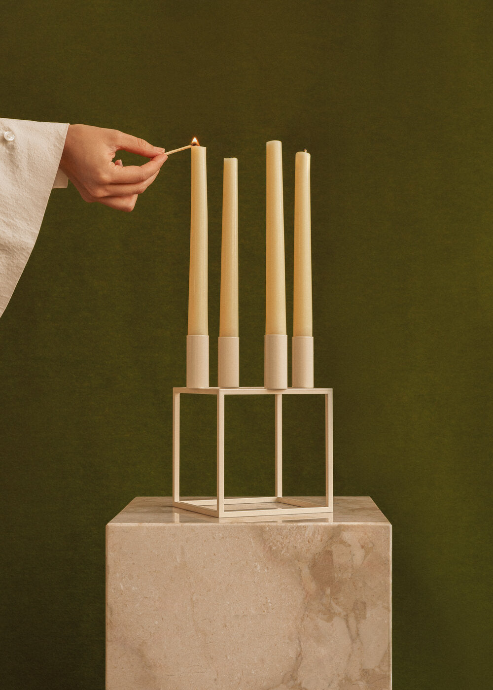 Kubus 4 lysestage - Ivory